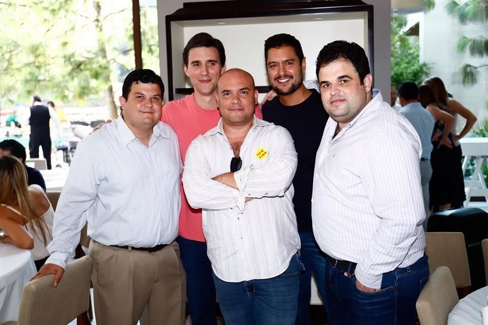 Fernando Treviño, Fernando Villarreal, Bernardo Villarreal, Sergio Porras y Mauricio Garza