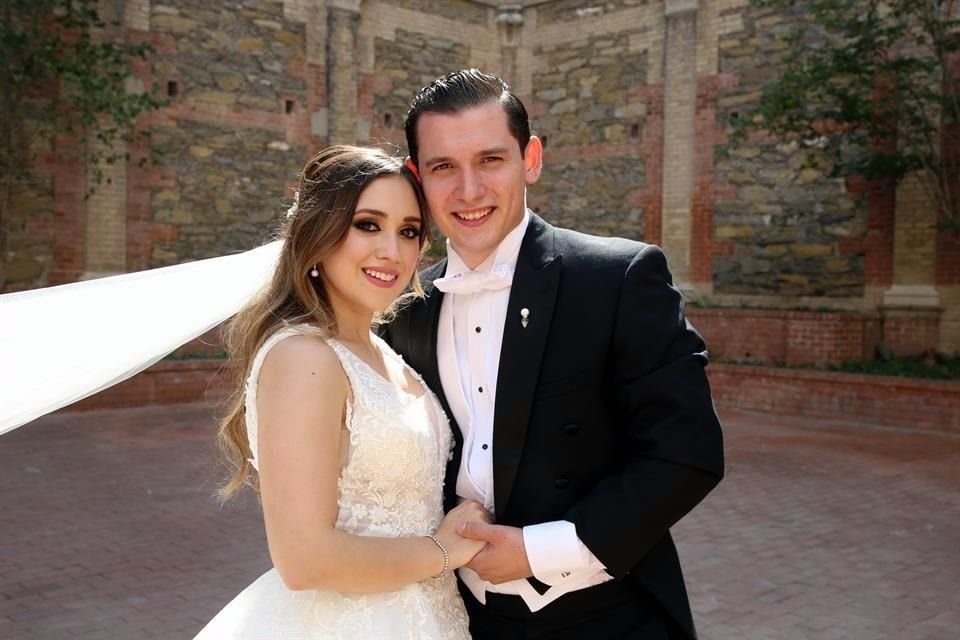 Cecilia Molina Gómez y Luis Carlos Valdés Cázares