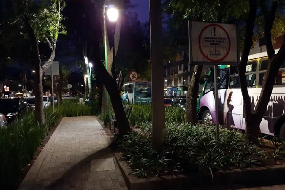 Sólo seis destacan, los que han sido inaugurados por la Mandataria: en Obrero Mundial, Avenida Canal del Moral, en Avenida Universidad esquina con Periférico Oriente, en Avenida Pacífico, en Eje 1 Norte y en Avenida 8. 