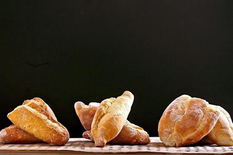 Birote es una especialidad tapatía, el bolillo de herencia francesa y telera, una andalucía chilanga