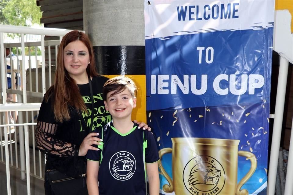 Laura Leal y Carlos Reyes
