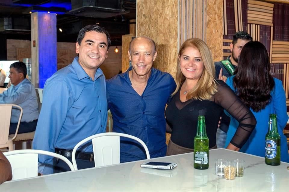 Pedro Piña, Misael Espinoza, Adriana Zuñiga