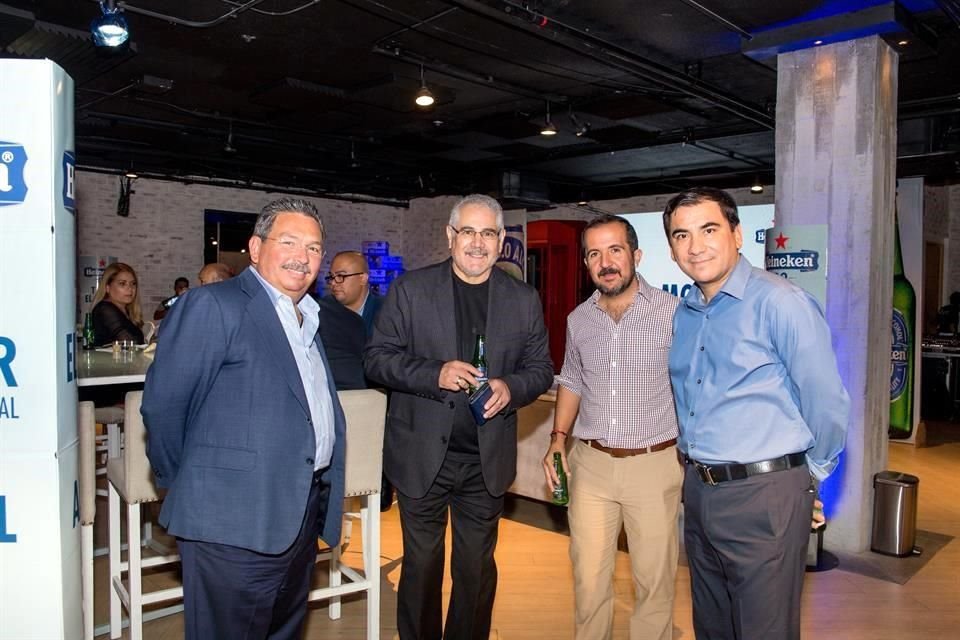 Jose Antonio Quiroga, Roberto Magdaleno, Pedro Gonzalez, Pedro Piña