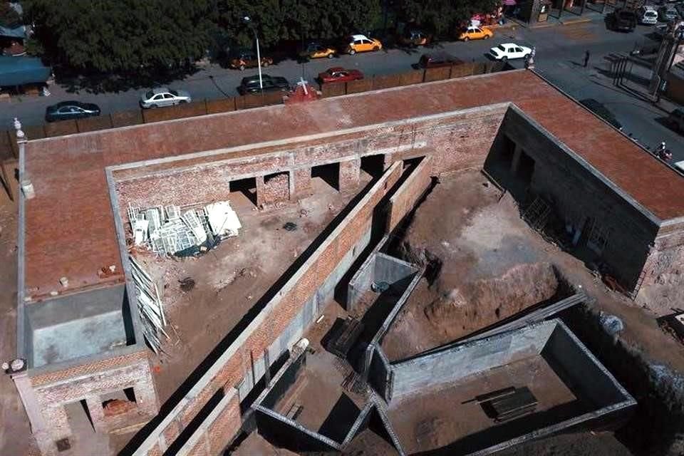 El proyecto a cargo de Francisco Orozco planeaba tener una biblioteca, auditorio y sala de exposiciones.