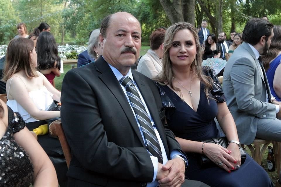 Francisco Saenz y Antonia Escárcega