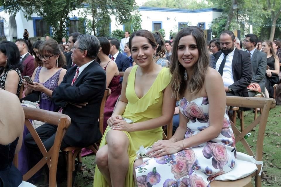 Manya Herrera y Mayela Garza