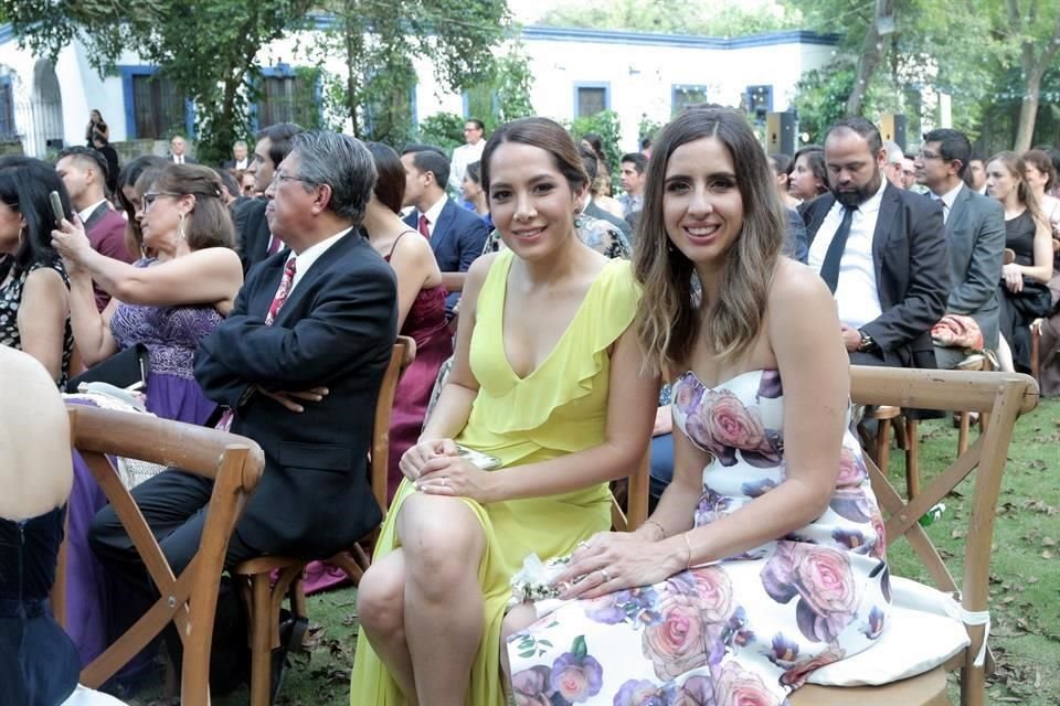 Manya Herrera y Mayela Garza