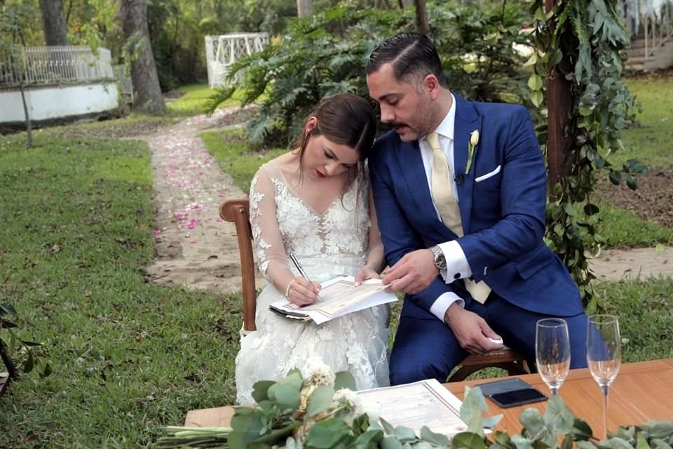 Cynthia Barrera Rodríguez y Orel Arroyo Zamudio