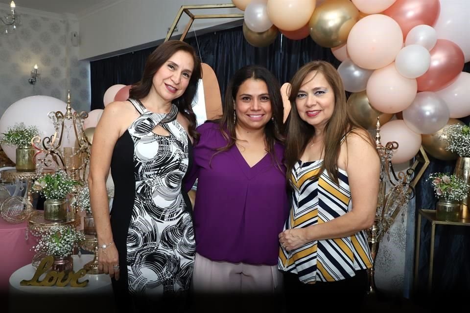 Lupita Pérez, Yuriria Bustamante y Laura Nelly González