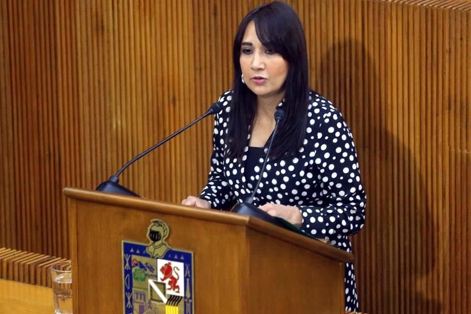 Al iniciar con las posturas de las bancadas, Ivonne Bustos, Diputada del Partido Verde, aseguró que los cuatro años de Gobierno de Jaime Rodríguez han sido de decepción y falta de resultados.