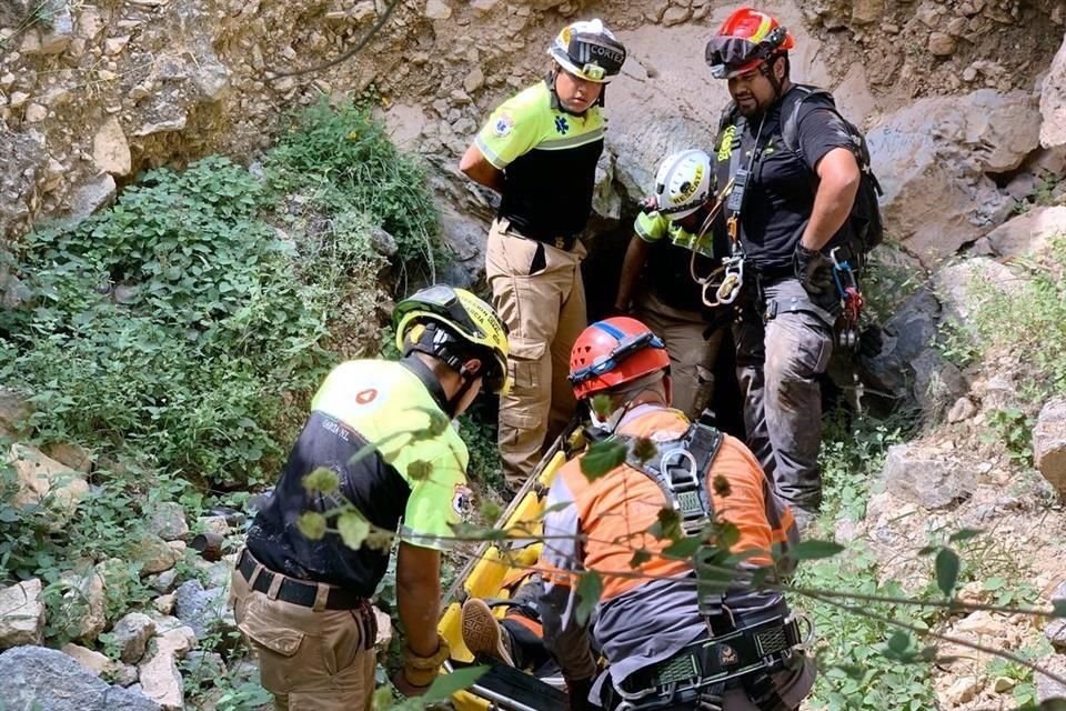 El lesionado fue identificado por sus acompañantes como Raúl Guillén Sosa, de 26 años, quien habita en ese municipio.