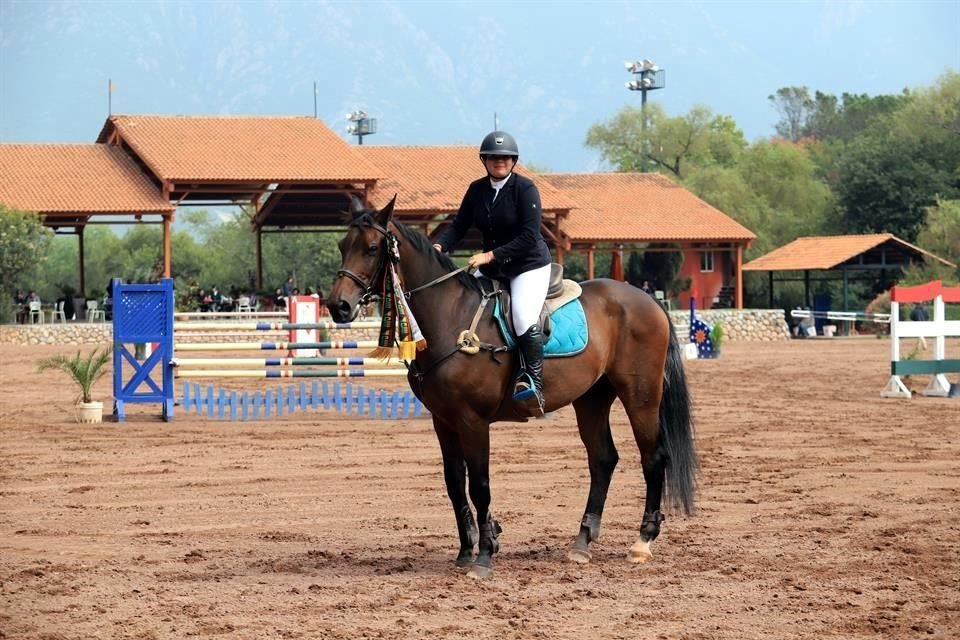 INTERMEDIA Subcampeona Mariela Pérez-Charles