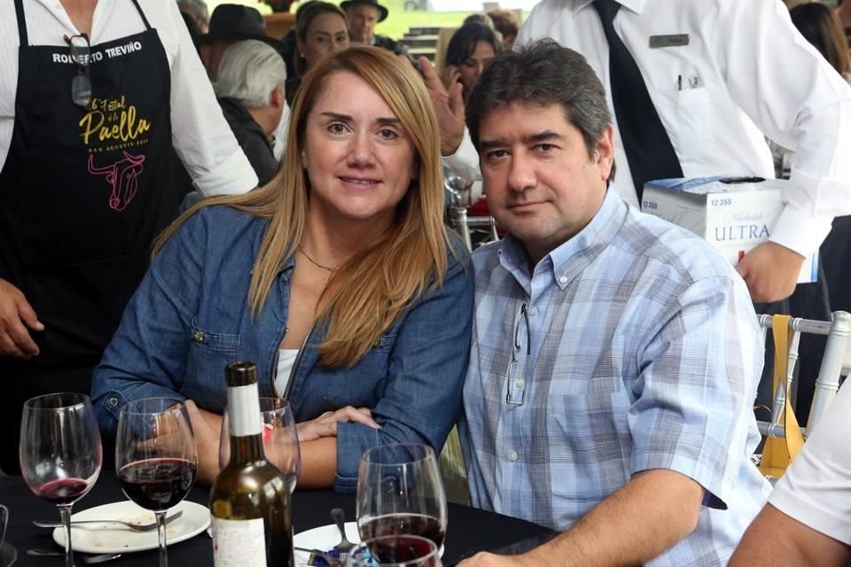 Karla Leal y Mauricio Carrillo