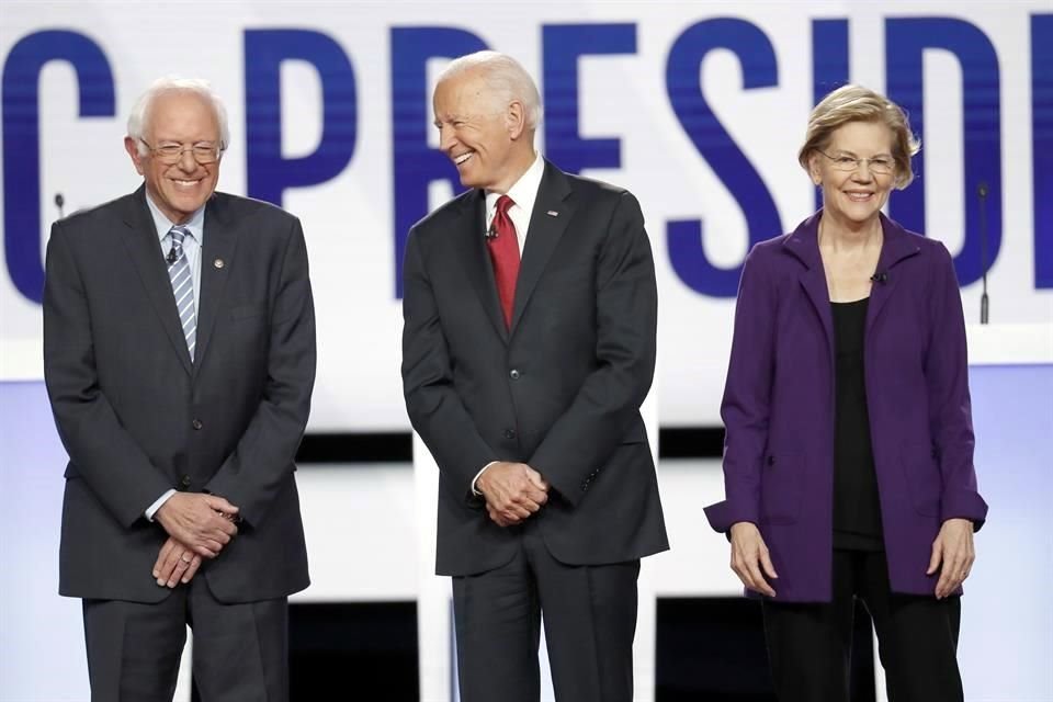 En debate demócrata, los aspirantes pidieron realizar el juicio político a Donald Trump y le acusaron de ser el Presidente más corrupto.