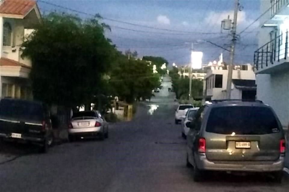 Calles sin gente. Tampoco hay circulación de camiones urbanos.