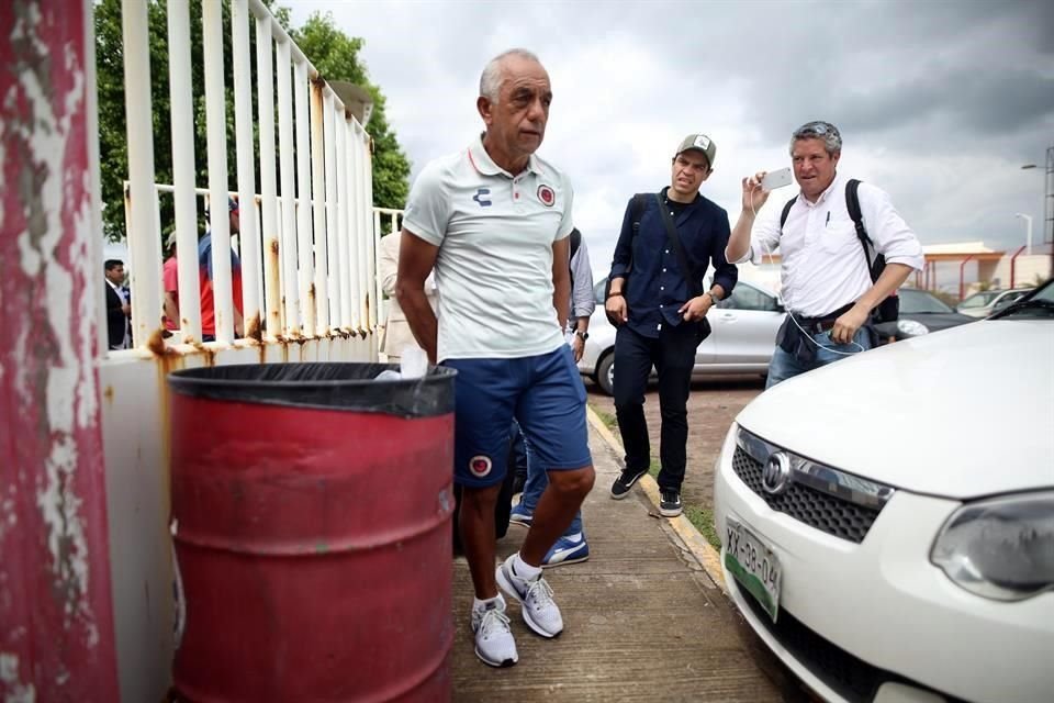 El técnico del Veracruz habló escuetamente sobre la situación de su equipo.