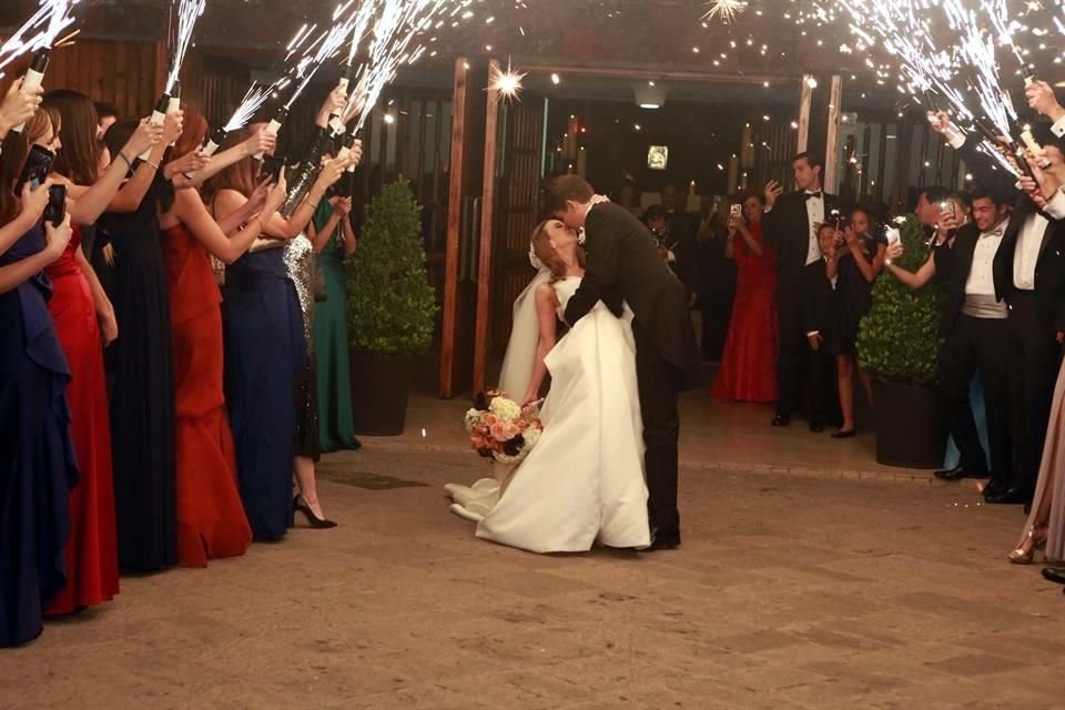 Regina Martínez Chapa  y Alejandro Garza Ramón