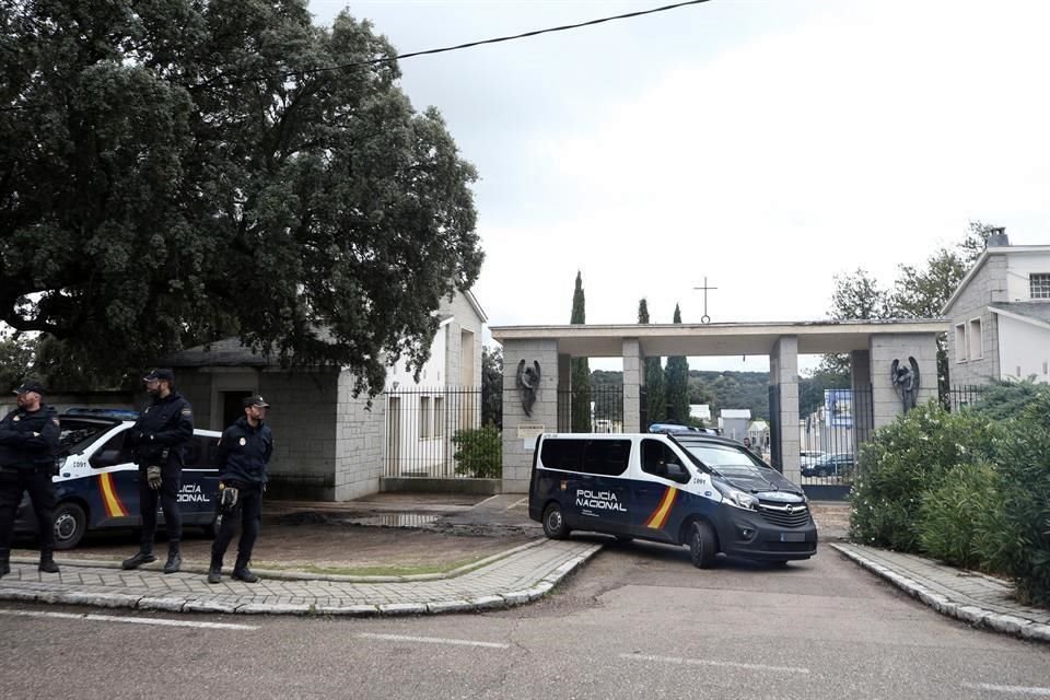 El proceso de exhumación de los restos de Francisco Franco del Valle de los Caídos duró alrededor de dos horas. 