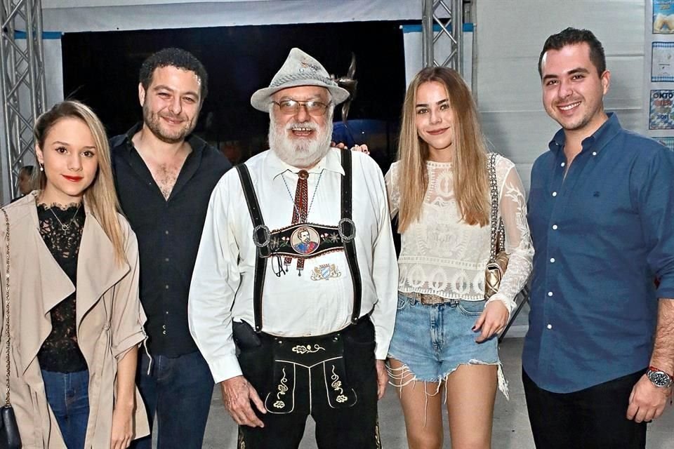 Cynthia Porte, Arturo Quintero, Modesto Alanís, María Ruiz y Jorge Gámez