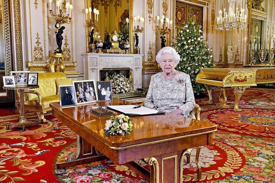 Durante su mensaje navideño 2018, habló del 'sentido del sacrificio' en un salón opulento.