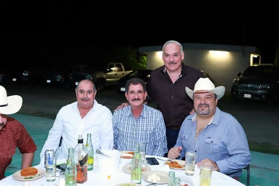 Andrés Guajardo, Rogelio Guajardo, José Luis Morales Garza y César Borges