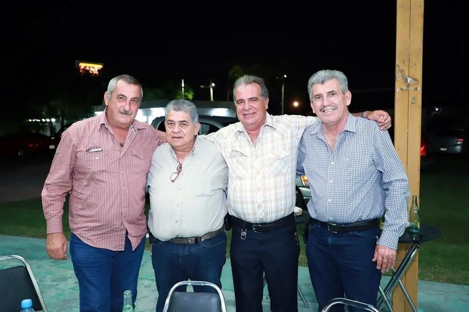 Humberto Treviño, Rodolfo Treviño, Ricardo García y Rubén Flores