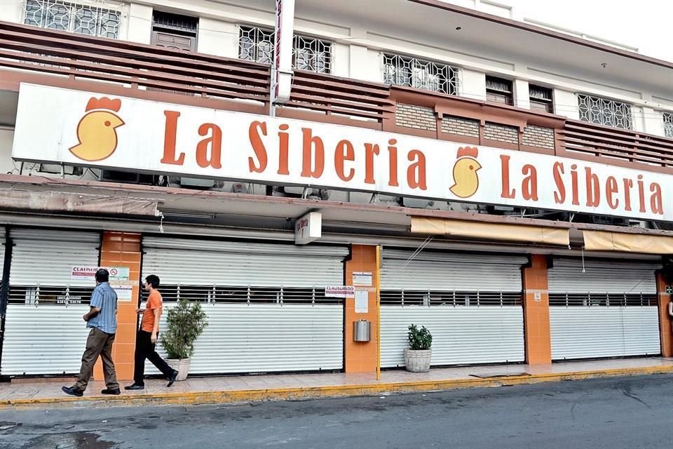En el negocio ubicado en la calle Colegio Civil, entre Reforma y Calzada Madero, se colocaron los sellos de clausura.