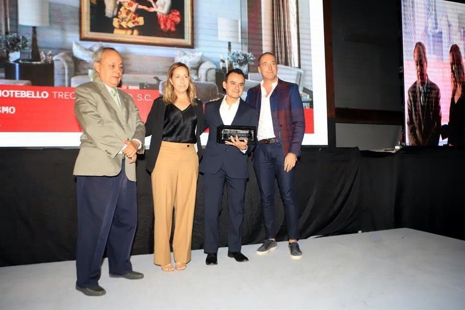 PREMIO CALLI Interiorismo Residencial Victoria Rubies, Enrique Landaverde y Mauricio Lobeira