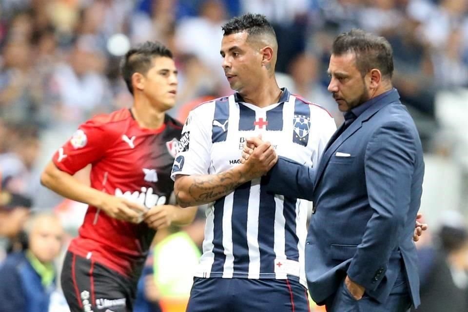 Antonio Mohamed y Edwin Cardona se reencontraron este miércoles en el Estadio Hidalgo.