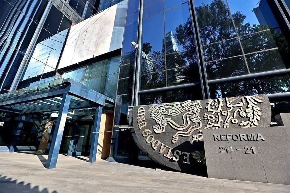 El edificio que fue sede de la desaparecida PGR.