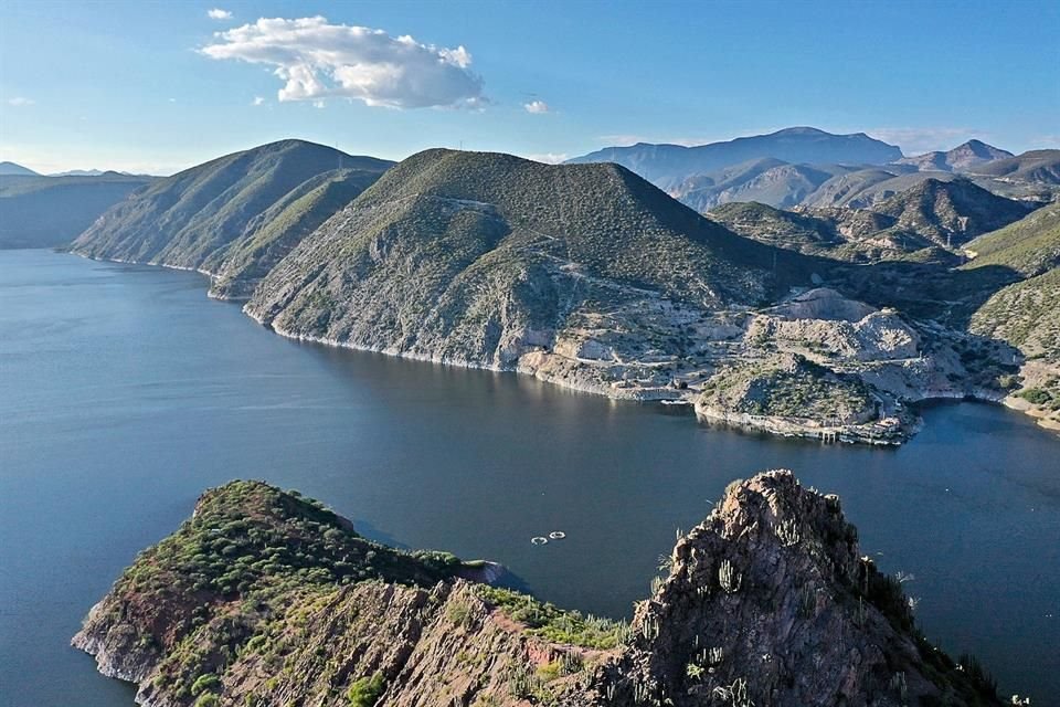 Ante el aumento de nivel de Presa Zimapán, CFE aumentará volúmenes de desfogue.