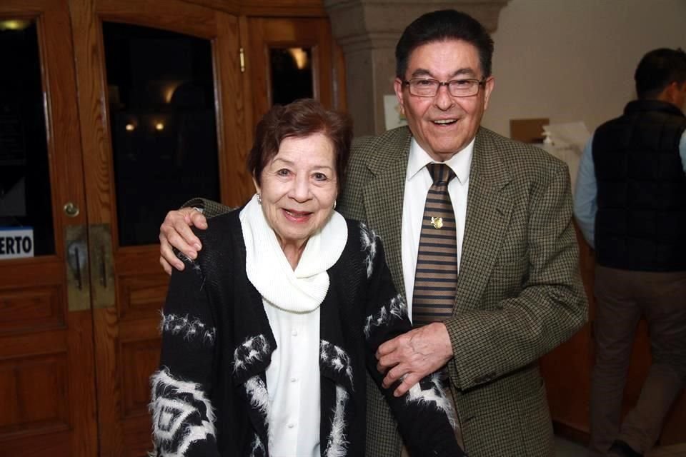 Yolanda Silva de Tejada y Luis Orlando Tejada Molina