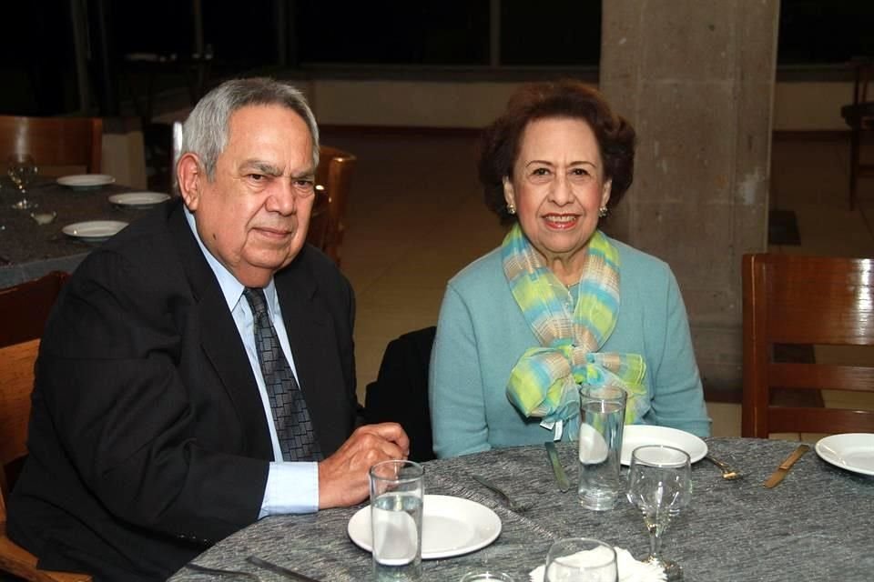 Roberto Flores y María del Socorro Rodríguez