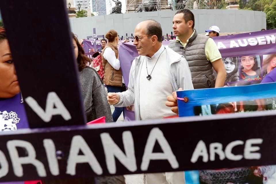 El contingente es liderado por el padre Alejandro Solalinde y el colectivo Voces de la Ausencia (VA).