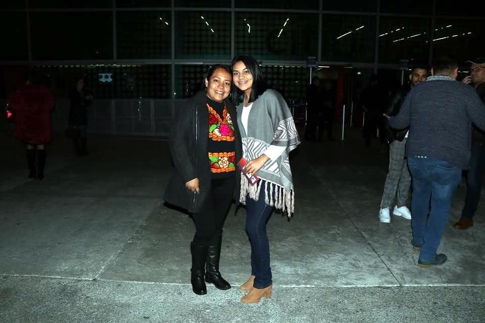 Verónica Aguilar y Esmeralda Cuéllar
