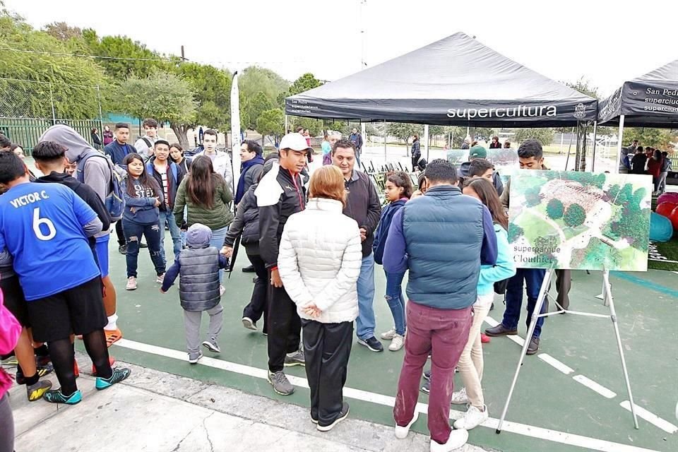 El proyecto de remodelación del Parque Clouthier fue presentado a vecinos.