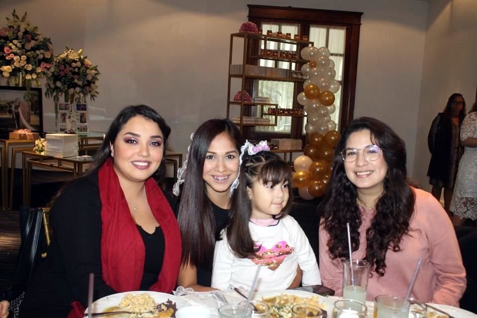 Alejandra García, Estefanía Hernández, Susy González y Zaira de la Garza