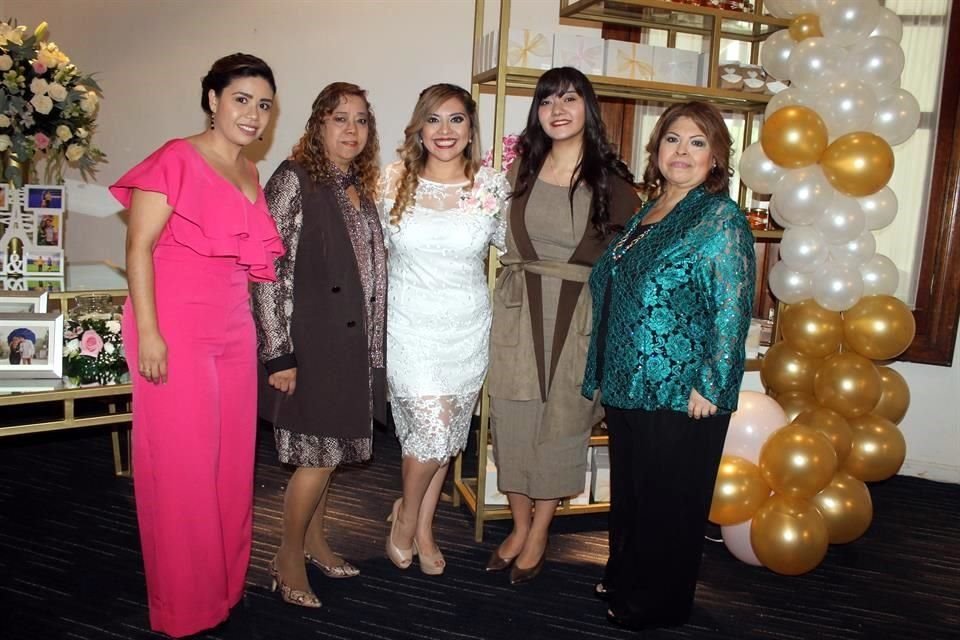Fabiola Ibarra, Lucila Esperanza Colunga Briones, Marisol Gómez Hernández, Fabiola Ibarra y Nancy Hernández Jiménez