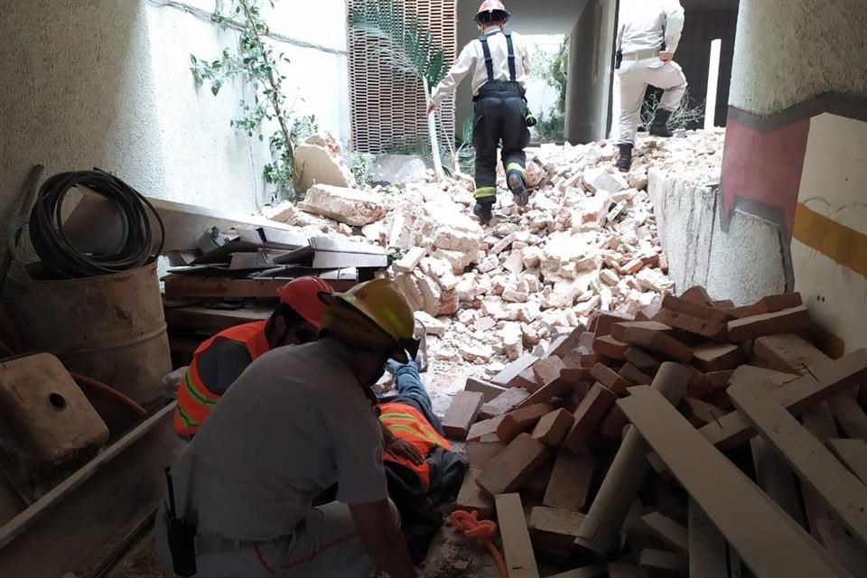 El percance ocurrió en una finca ubicada en la Calle Justo Sierra y la Avenida Chapultepec.