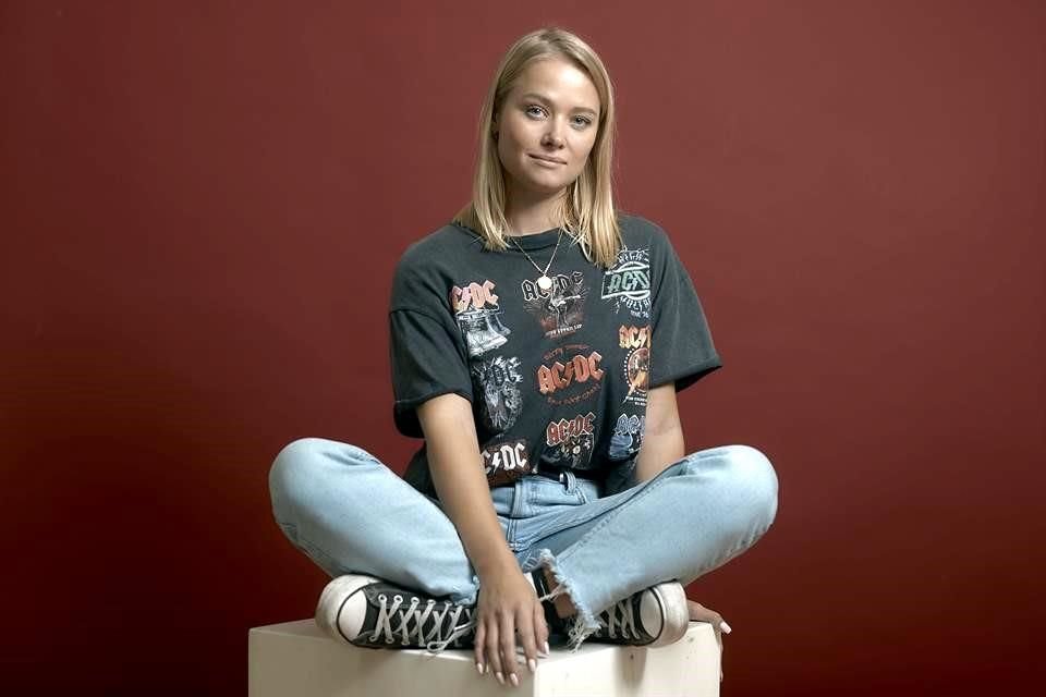 La youtuber francesa Josephine Witt publicó un video sobre la normalización de la violencia en Guadalajara y como sufren las mujeres el acoso sexual en la calle.