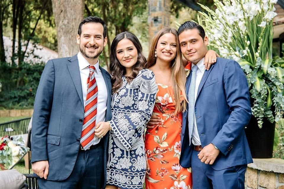 Gabriel Zambrano Ibarra, Viviana Zambrano de Zambrano, Sofía Hinojosa de Zambrano y Gabriel Zambrano Reyes
