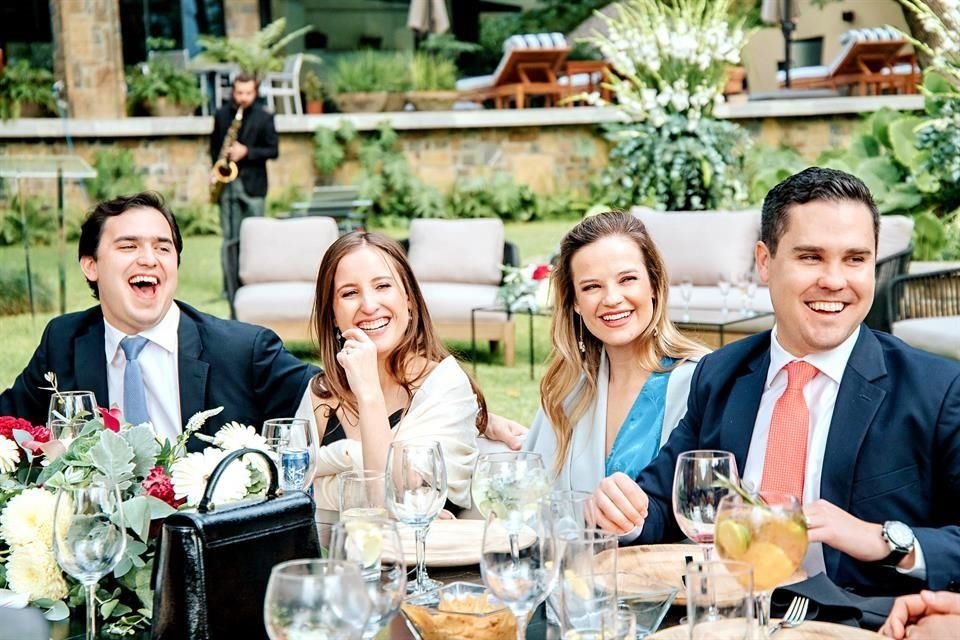 Jorge Zubieta y Landa, Paulina Morales de Zubieta y Landa, Paulina Salas de Quintanilla y Luis Quintanilla