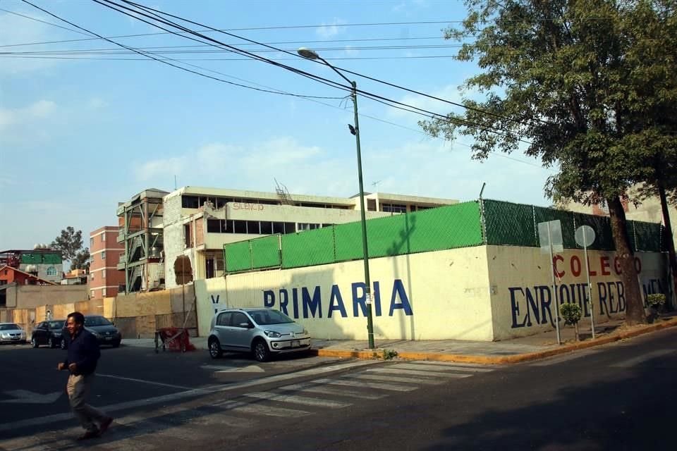 Padres de menores fallecidos en el Colegio Rébsamen calificaron de incongruente la apelación contra la sentencia impuesta a Miss Moni.