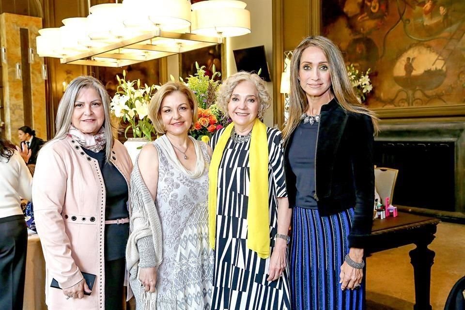 Alma Rosa Olvera, Mariela Conindreau de Canavatti, Yolanda Garza y Alexandra Castro
