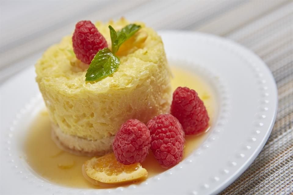 Pay de arroz dulce a la mandarina.