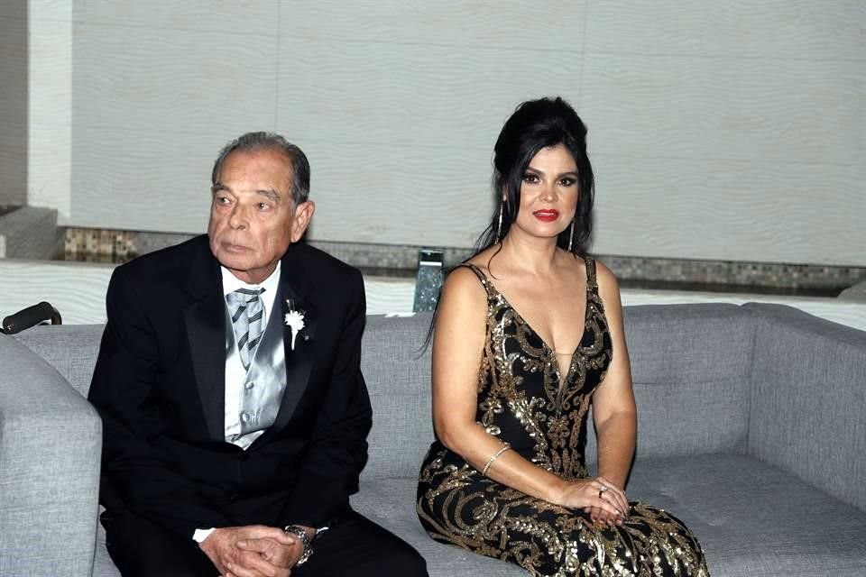 Sergio Tueme Villanueva y Karina Tueme García