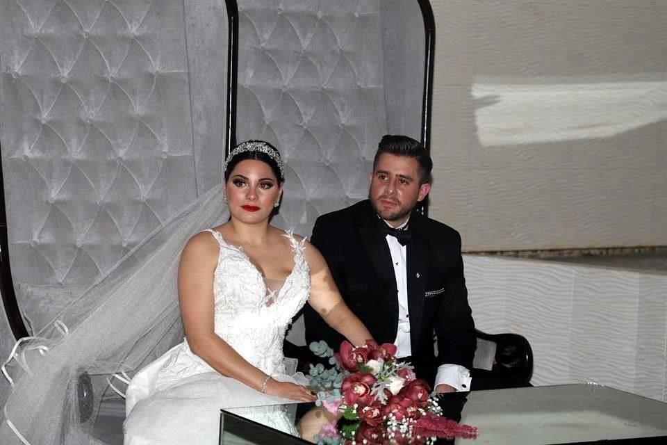 Karina García Tueme y David Carmona Candanosa