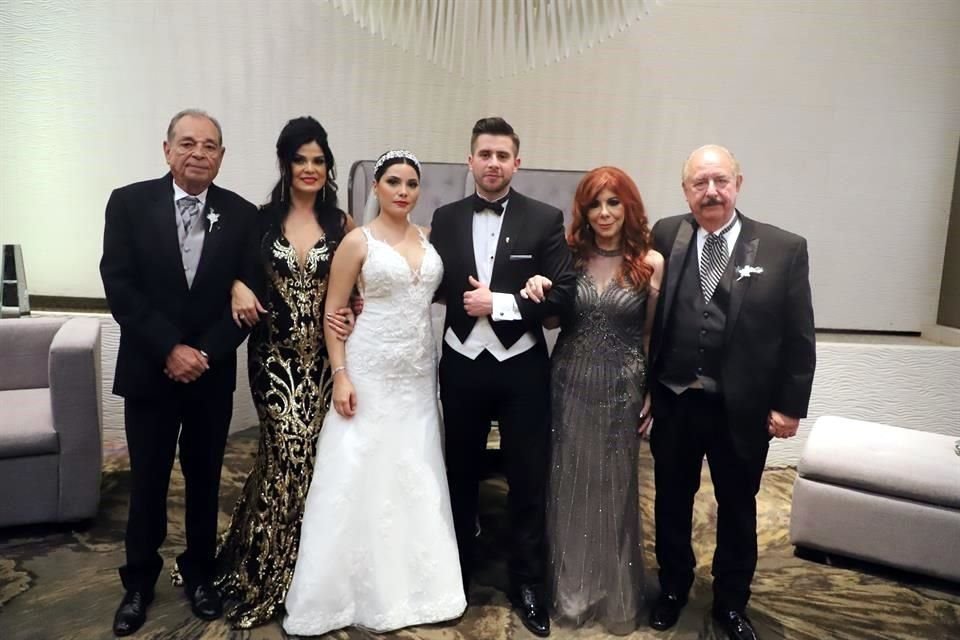 Sergio Tueme Villanueva, Karina Tueme García, Karina García Tueme, David Carmona Candanosa, Martha Barbosa de Candanosa y Jesús Candanosa