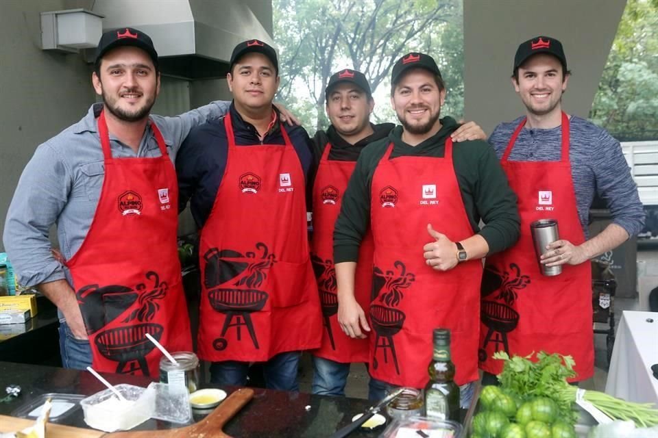 Gustavo Caballero, Edgar Torres, Claudio Ambrosio, Carlos Bustamante y Eduardo Nava