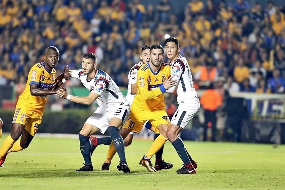 En la Semifinal de Apertura 2017, el América cayó 3-0 ante Tigres en el Universitario.